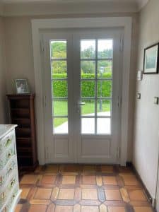 pose de portes-fenêtres - RENOVERSO