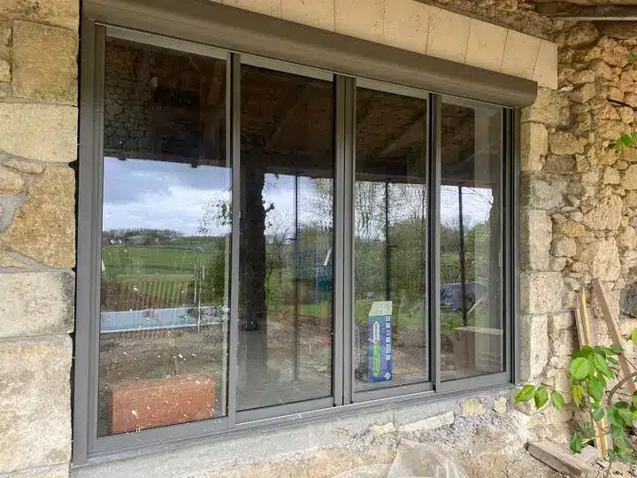 pose porte et fenêtre aluminium - grange - estillac - renoverso